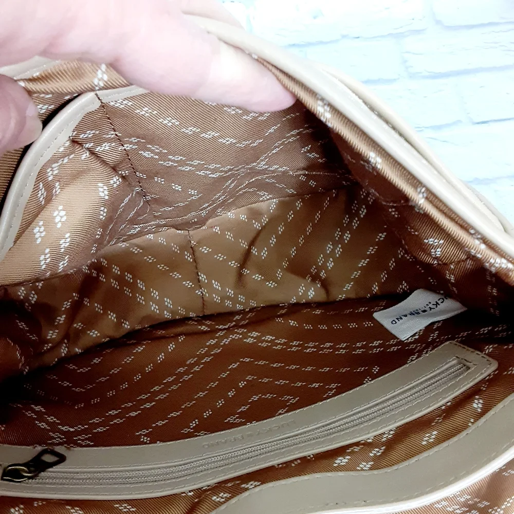 Lucky brend leather studded shoulders bag